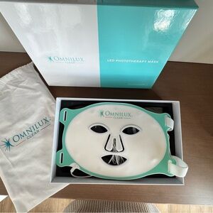 Omnilux Clear LED Phototherapy Mask
